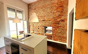 Architekten-Wohnung Kaiserviertel Innenstadt 110m2 Haustier moeglich - traumhaft